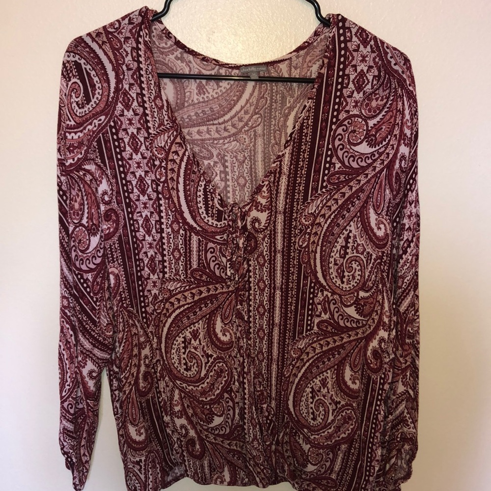 Plum paisley long sleeve stop